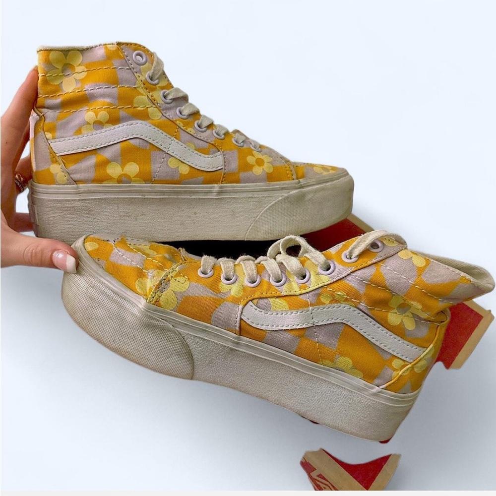 Floral High-Top Van Platform Sneakers🌼